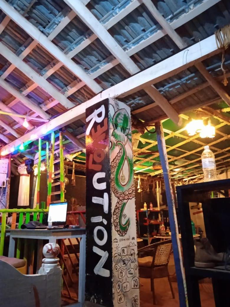 Hippie Hostel Or Goamazing Hostel أنجونا المظهر الخارجي الصورة