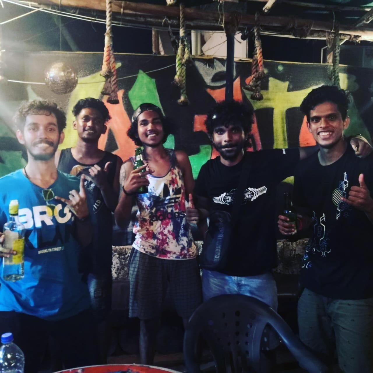 Hippie Hostel Or Goamazing Hostel أنجونا المظهر الخارجي الصورة
